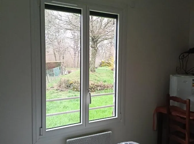 Brigitte Carbonnel Pansiyon *